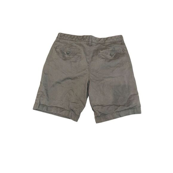 Green men’s chino shorts (32) - Picture 2 of 3